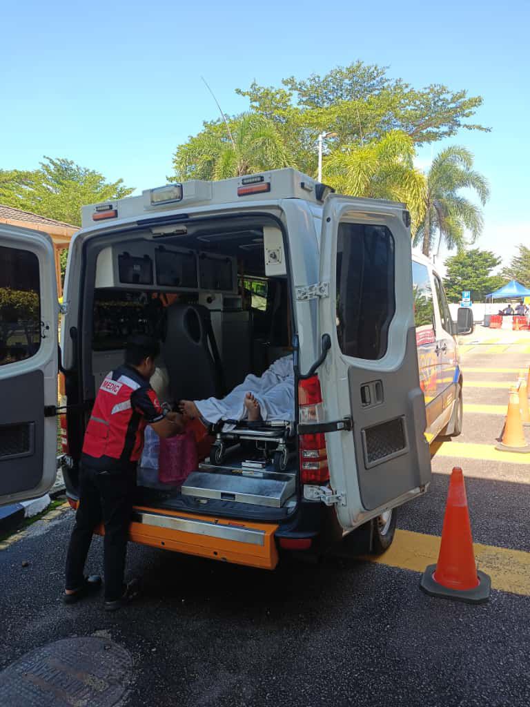 Ambulans Kecemasan 24 Jam Johor Bahru lengkap peralatan bantuan hayat City Ambulance Healthcare